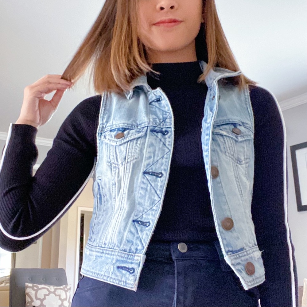Vintage jean vest!